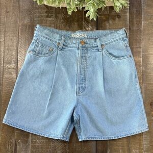 MOTHER SNACKS! The Pleated Fun Dip Denim Shorts Just A Nibble Blue Size 29